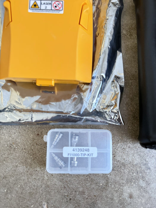 FLUKE NETWORKS VERSIV OPTIFIBER PRO OTDR KIT W/ QUAD OTDR MODULE & ACCESSORIES
