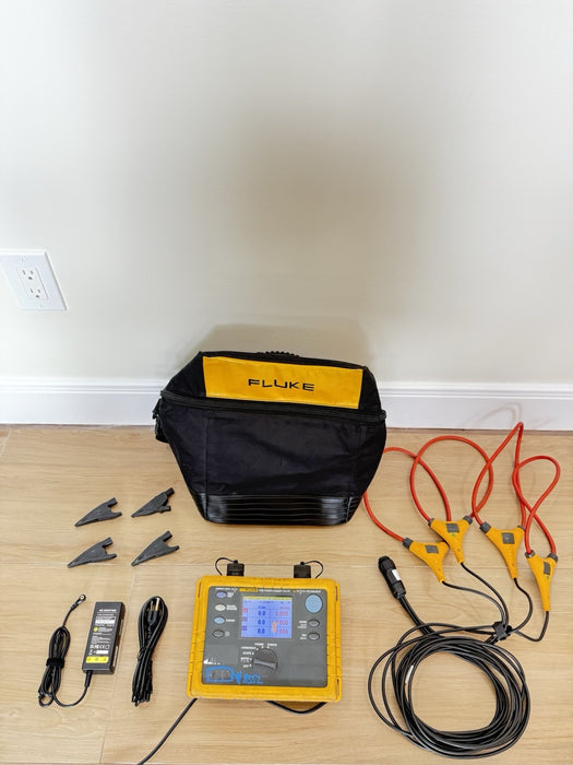 FLUKE 1735 POWER LOGGER W/ PROBES & CASE & CHARGER - FREE SHIPPING (SEE PICS)