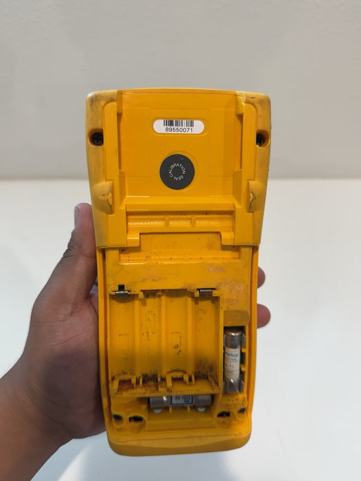 FLUKE 189 TRUE RMS MULTIMETER (PARTS ONLY)  FOR PARTS - SHIPS FAST