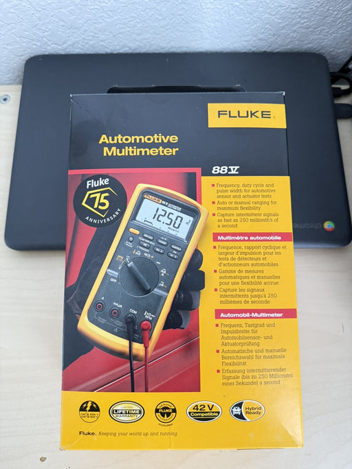 FLUKE 88V AUTOMOTIVE MULTIMETER (NEW FACTORY SEALED) SHIPS FAST