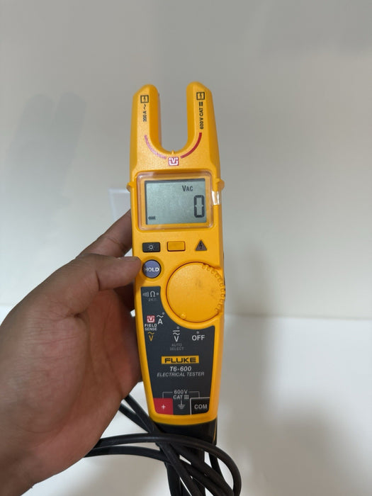 FLUKE T6-600 ELECTRICAL TESTER - SHIPS FAST (TESTED)