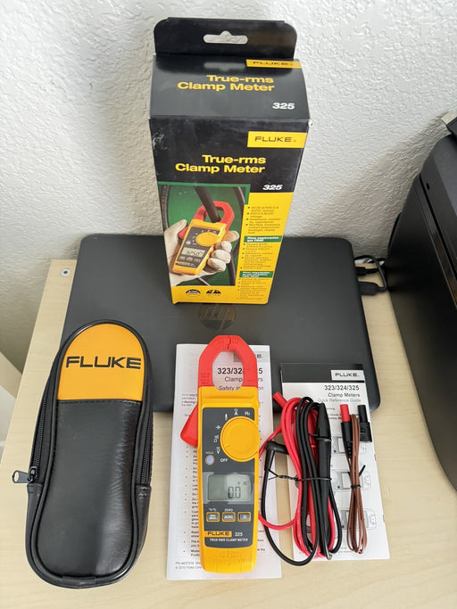 Fluke 325 True RMS DC AC Current and Voltage Tester Capacitance Clamp (NEW)