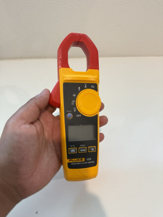 FLUKE 325 TRUE RMS (PARTS ONLY) FOR PARTS - SHIPS FAST