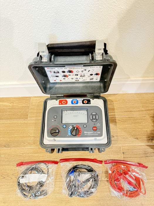 MEGGER S1-1068 10KV INSULATION TESTER W/LEADS & CHARGER (FREE SHIPPING) TESTED