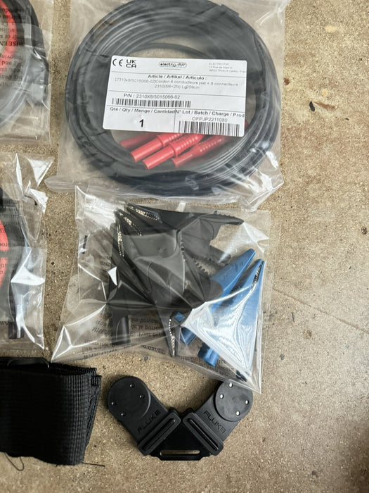 FLUKE 1738/EUS/WWG POWER LOGGER KIT 3 PHASE W/ BAG/FREE SHIPPING/GOOD CONDITION