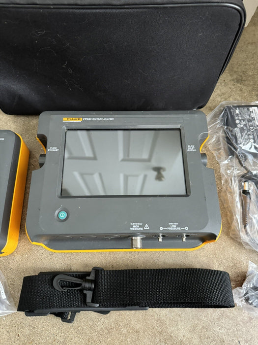 FLUKE VT650 GAS FLOW ANALYZER (CALIBRATED 2024) W/ FLUKE VAPOR & CHARGER & BAG