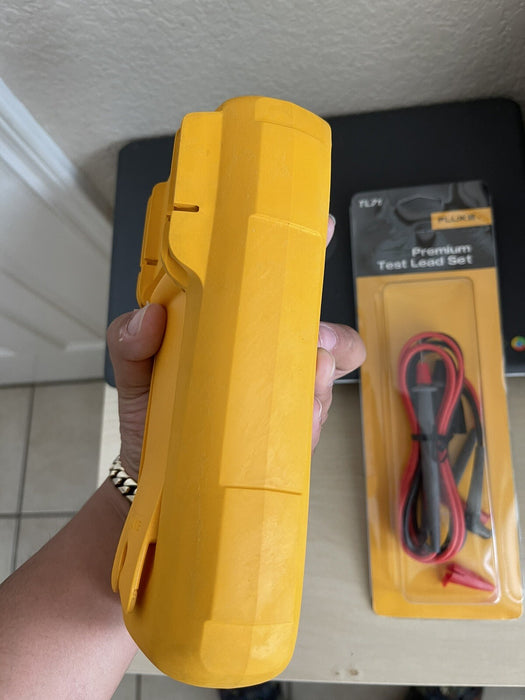 Fluke 28 II True RMS Multimeter with NEW LEADS / SHIPS FAST