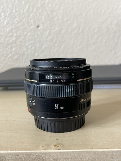 Canon 50mm f/1.4 EF Mount Lens
