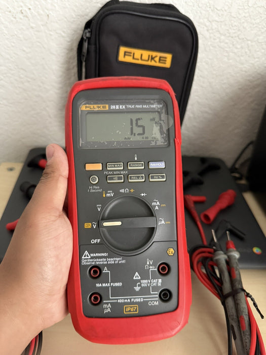 FLUKE 28 II EX TRUE RMS MULTIMETER W / LEADS & BAG - FREE SHIPPING (TESTED)