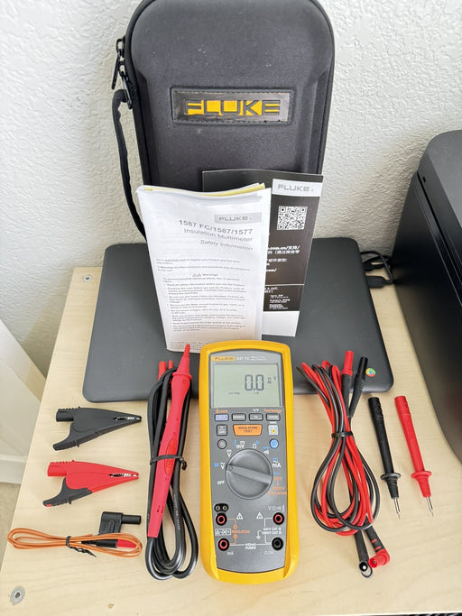 Fluke 1587 FC INSULATION MULTIMETER W/ BAG & LEADS - SHIPS FAST
