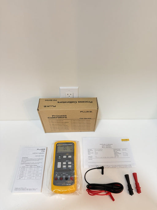 FLUKE 715 VOLT/MA CALIBRATOR (NEW FACTORY SEALED)CALIBRATED 2024 - FREE SHIPPING