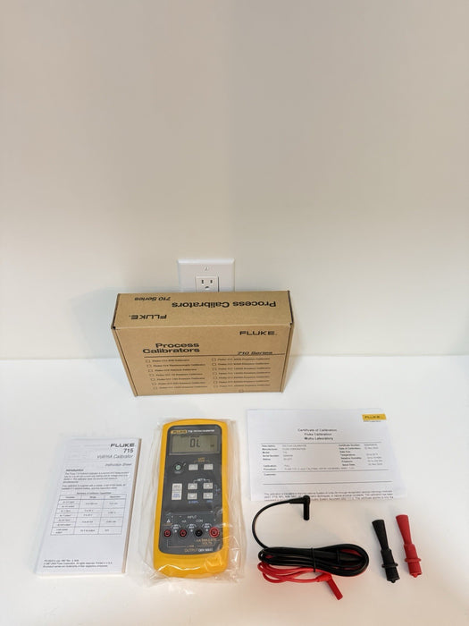 FLUKE 715 VOLT/MA CALIBRATOR (NEW FACTORY SEALED)CALIBRATED 2024 - FREE SHIPPING