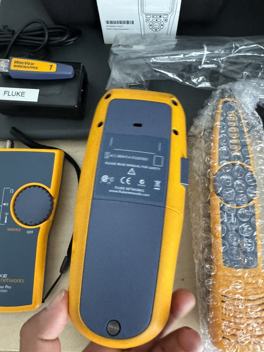 FLUKE NETWORKS LRAT-2000 LINKRUNNER AT-2000 KIT W/ PROBE & TONER - FREE SHIPPING