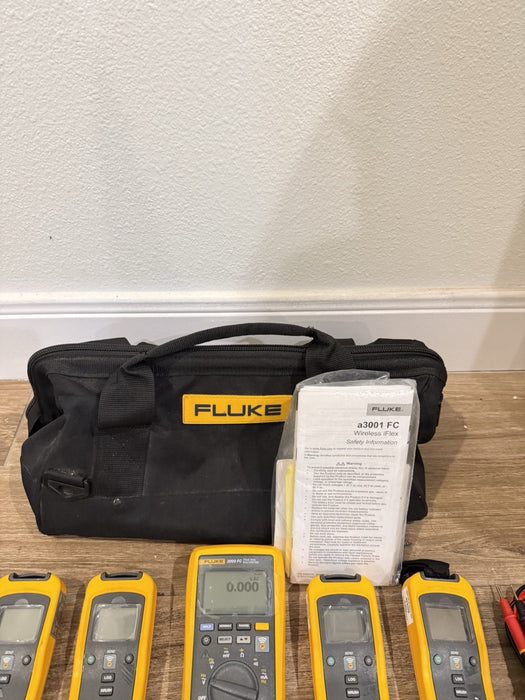 FLUKE 3000 FC IND WIRELESS MULTIMETER INDUSTRIAL KIT (CALIBRATED 2023)