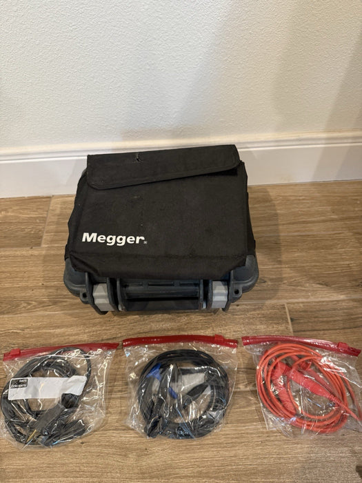 MEGGER S1-1068 10KV INSULATION TESTER W/LEADS & CHARGER (FREE SHIPPING) TESTED
