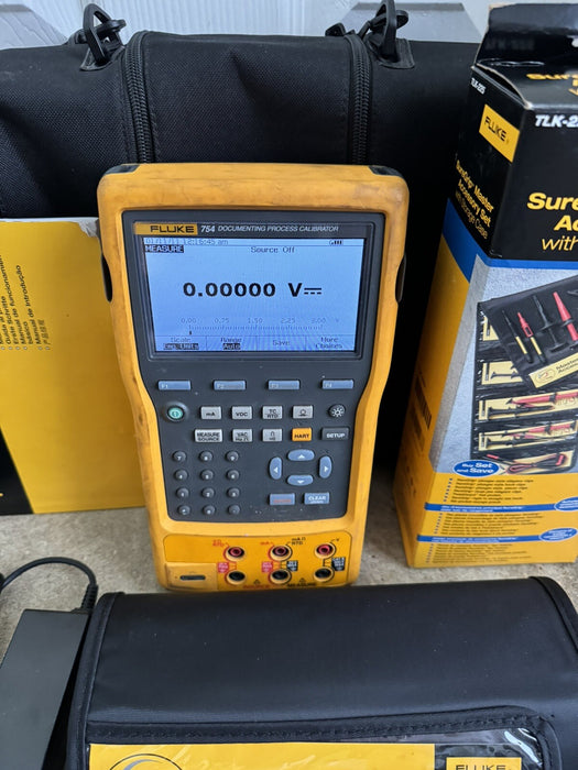 Fluke 754 Documenting Process Calibrator W / NEW TLK-2225 LEADS & FREE SHIPPING