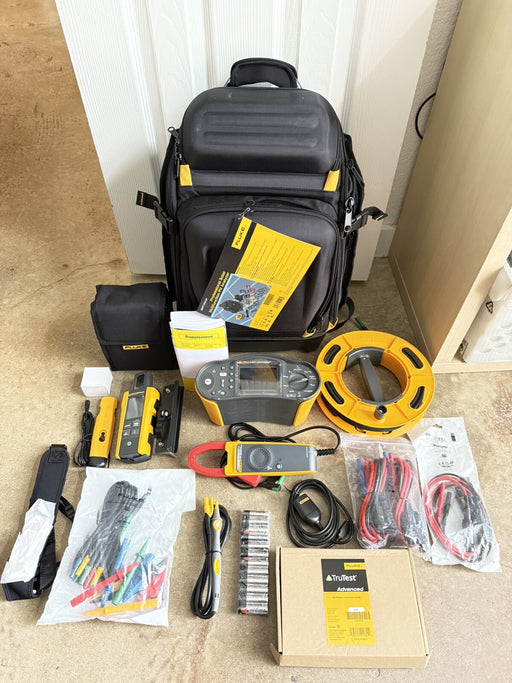 FLUKE SMFT-1000/PRO MULTIFUNCTION PV TESTER & PERFORMANCE ANALYZER (NEW SEALED)
