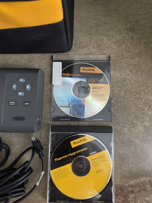 FLUKE 5020A THERMO-HYGROMETER W/BAG & ACCESSORIES- SHIPS FAST