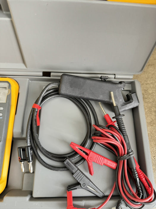 Fluke 88 Automotive Meter Multimeter with RPM and Accessories / SHIPS FAST