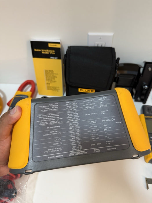 FLUKE SMFT-1000/PRO MULTIFUNCTION PV TESTER & PERFORMANCE ANALYZER (NEW SEALED)