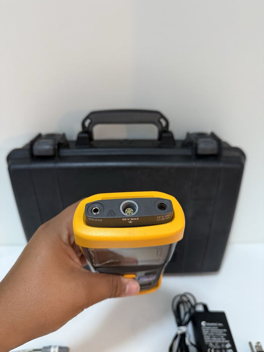 FLUKE 1523 REFERENCE THERMOMETER W/ PROBE & CASE (CALIBRATED 2023) TESTED