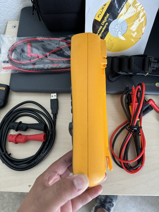 FLUKE 289 FVF DIGITAL MULTIMETER W/ BAG & LEADS - SHIPS FAST