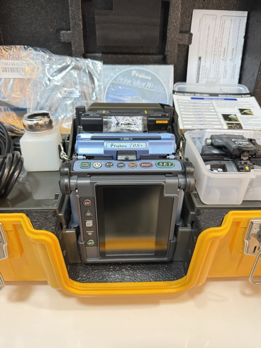 FUJIKURA 70S+ FUSION SPLICER KIT W/CT50 CLEAVER (NEW SEALED) FREE SHIPPING