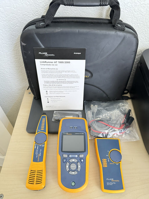 FLUKE NETWORKS LRAT-2000 LINKRUNNER AT-2000 TESTER KIT ( READ) SCREEN IS DIM