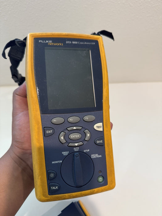 FLUKE NETWORKS DTX-1800 MAINFRAME (PARTS ONLY) TURNS ON NO BATTERY