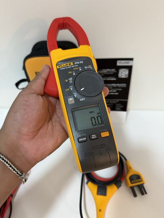 FLUKE 376 FC TRMS CLAMP METER W/ LEADS & CLIPS - SHIPS FAST (NEW)