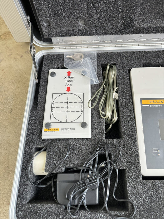 FLUKE BIOMEDICAL 8000 VICTOREEN NERO MAX X-RAY W/CASE- FREE SHIPPING