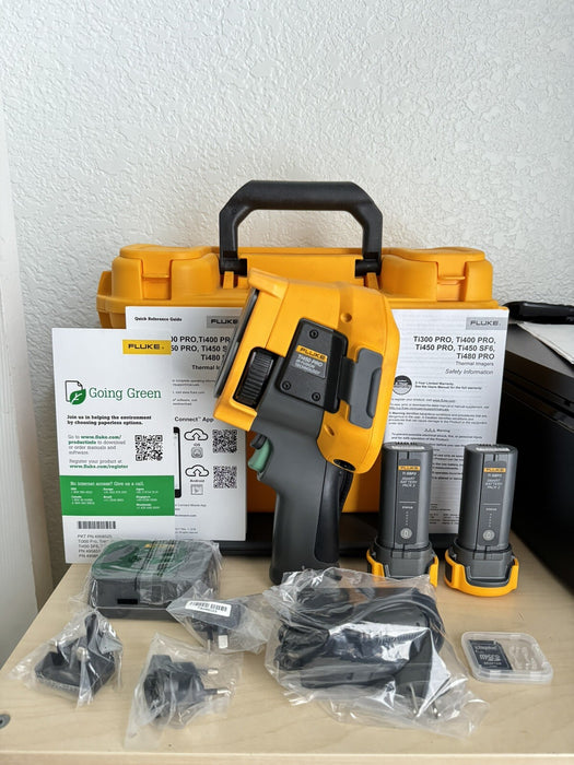 FLUKE Ti450 PRO 60HZ THERMAL IMAGER W / 2 BATTERIES / SHIPS FAST / FREE SHIPPING