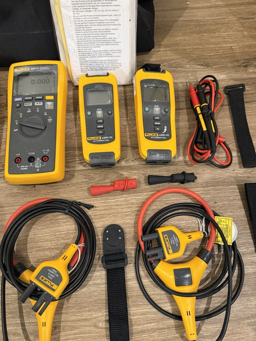 FLUKE 3000 FC IND WIRELESS MULTIMETER INDUSTRIAL KIT (CALIBRATED 2023)