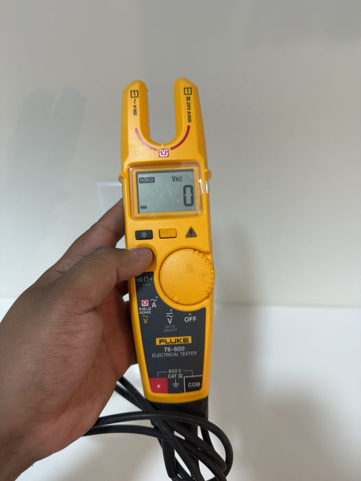 FLUKE T6-600 ELECTRICAL TESTER - SHIPS FAST (TESTED)
