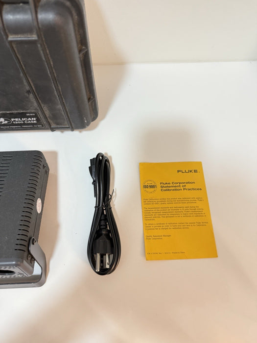 FLUKE 9100S DRY-WELL CALIBRATOR W/ BAG & CHARGER  TRANSCAT 5853T - TESTED