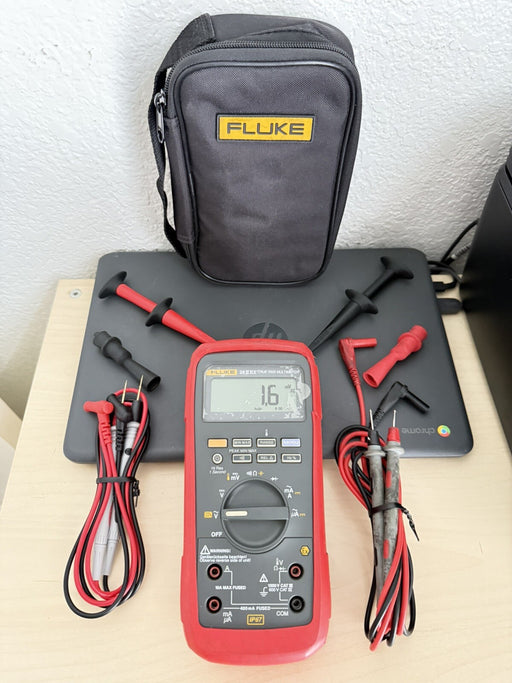 FLUKE 28 II EX TRUE RMS MULTIMETER W / LEADS & BAG - FREE SHIPPING (TESTED)