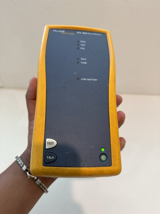 FLUKE NETWORKS DTX-1800 SMART REMOTE ONLY  - TURNS ON NO BATTERY / SHIPS FAST