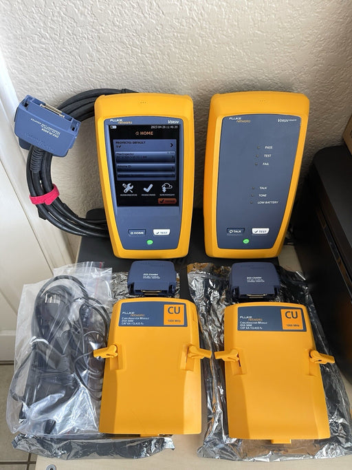FLUKE NETWORKS DSX-5000 VERSIV CAT6A CABLE CERTIFIER TESTER KIT - FREE SHIPPING