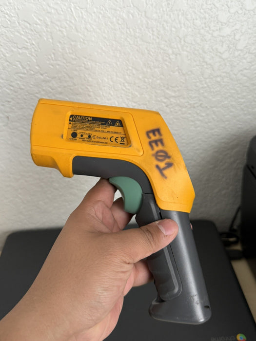 Fluke 568 IR Thermometer Contact Temperature - SHIPS FAST