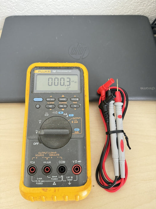 FLUKE 787 PROCESSMETER W/LEADS (SHIPS FAST) FREE SHIPPING