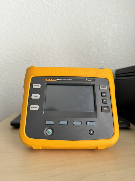 FLUKE 1738/EUS/WWG POWER LOGGER KIT 3 PHASE W/ BAG/FREE SHIPPING/GOOD CONDITION