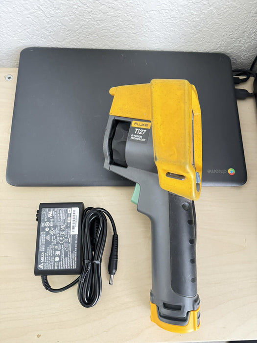 FLUKE Ti27 60Hz 240 x 180 THERMAL IMAGING CAMERA W/ BATTERY & CHARGER-SHIPS FREE