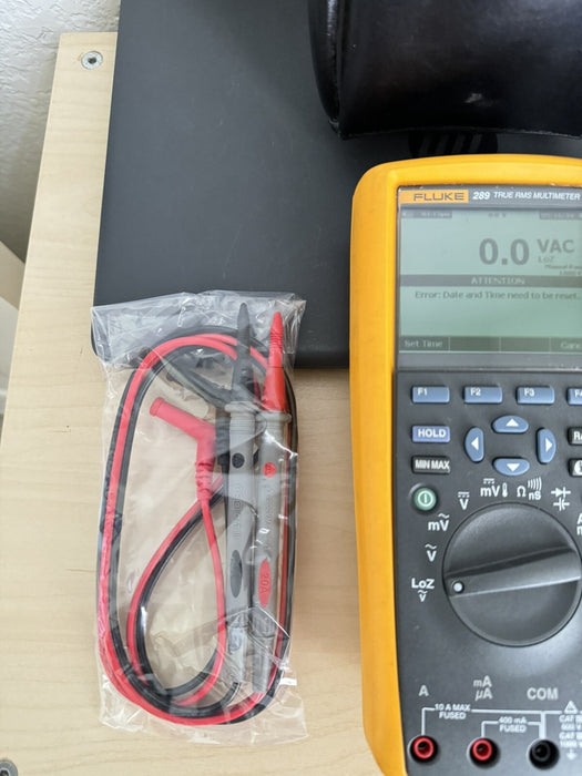 FLUKE 289 TRUE RMS MULTIMETER W/ LEAD SET & BAG-FREE SHIPPING (TESTED)