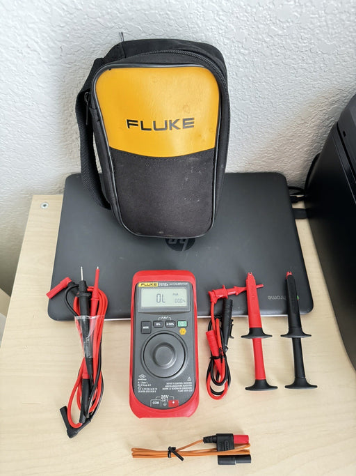 FLUKE 707EX INTRINSICALLY SAFE MA LOOP CALIBRATOR W/ BAG & LEADS / SHIPS FREE