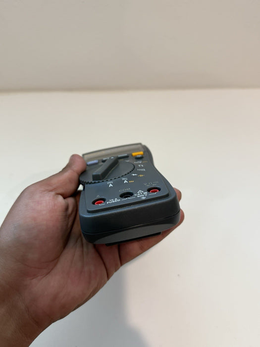 FLUKE 115 TRUS-RMS DIGITAL MULTIMETER (PARTS ONLY) FOR PARTS