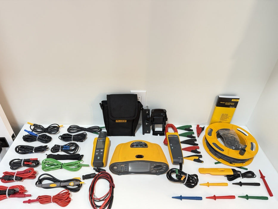 FLUKE SMFT-1000/PRO MULTIFUNCTION PV TESTER & PERFORMANCE ANALYZER (TESTED)