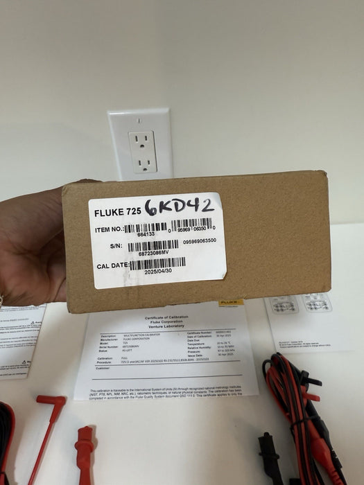 FLUKE 725 MULTIFUNCTION PROCESS CALIBRATOR (NEW FACTORY SEALED) CALIBRATED 2025