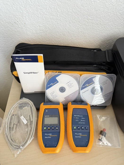 Fluke 2956 SimpliFiber Fiber Optic Test Kit 2956-4010-01 2956-4011-01