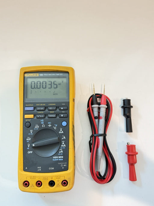 FLUKE 189 TRUE RMS MULTIMETER W/ LEADS & CLIPS - FREE SHIPPING