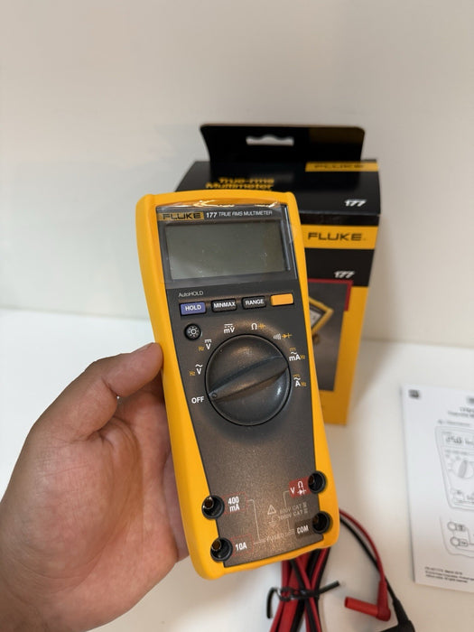 FLUKE 177 TRUE RMS MULTIMETER (NEE FACTORY SEALED) CALIBRATED 2025 / SHIPS FAST